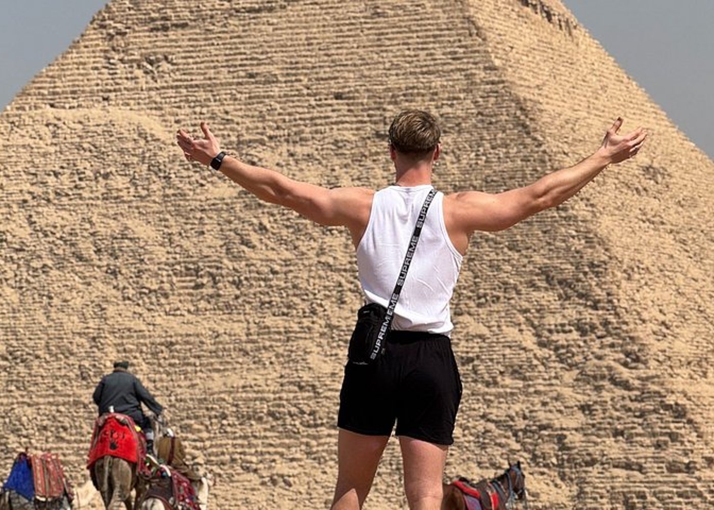 Halbtagestour zu den Pyramiden von Gizeh und der Großen Sphinx mit VIP-Privattour, Mittagessen - 16