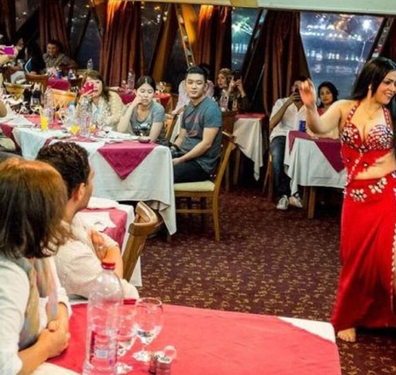Kairo VIP Luxus-Nil-Dinner-Kreuzfahrt mit offenem Buffet, Live-Shows