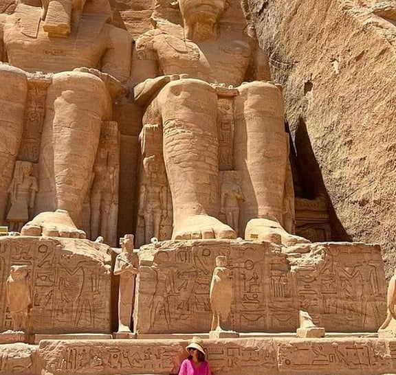 Private Tour to Abu Simbel Temples and Nubian Village From Aswan