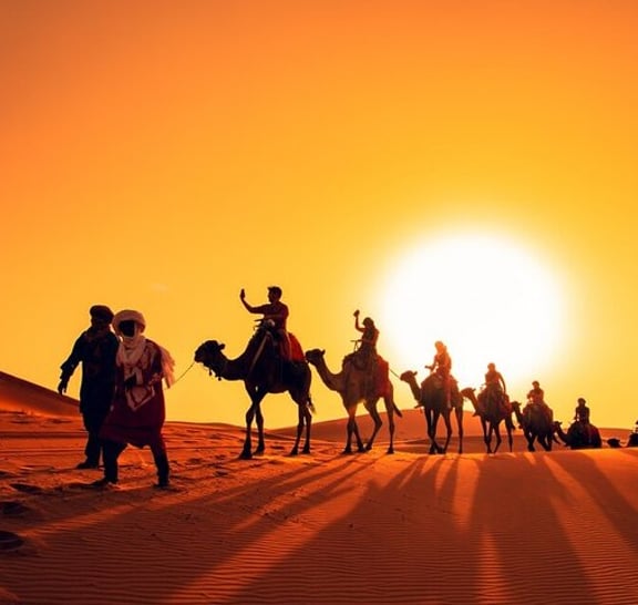 6 hours Premium Desert Safari in Dubai Red Dunes 