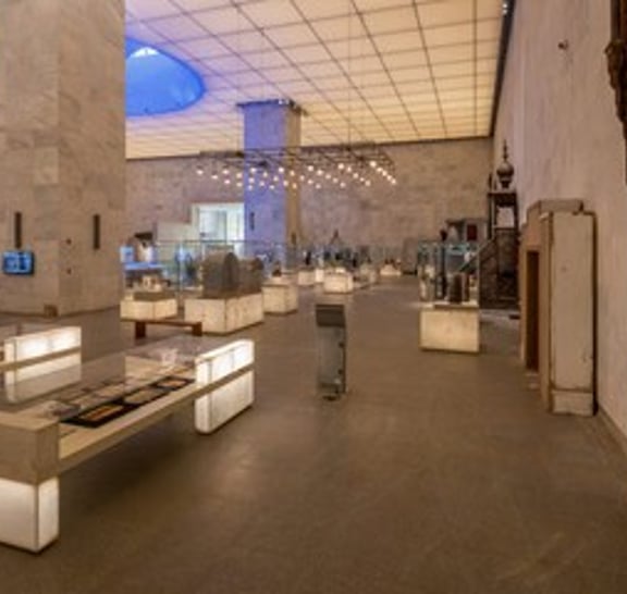 Aspekty Kairu – Historia, Kultura i Obiad z widokiem