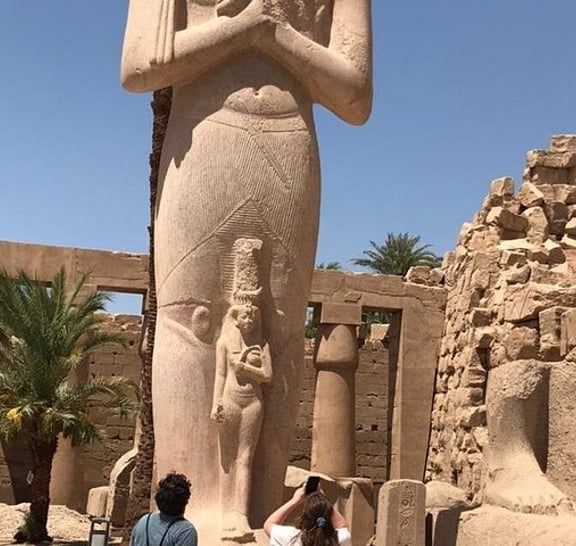 Amazing Luxor East and West Bank Guided Tour with Lunch From Luxor Airport/Hotel