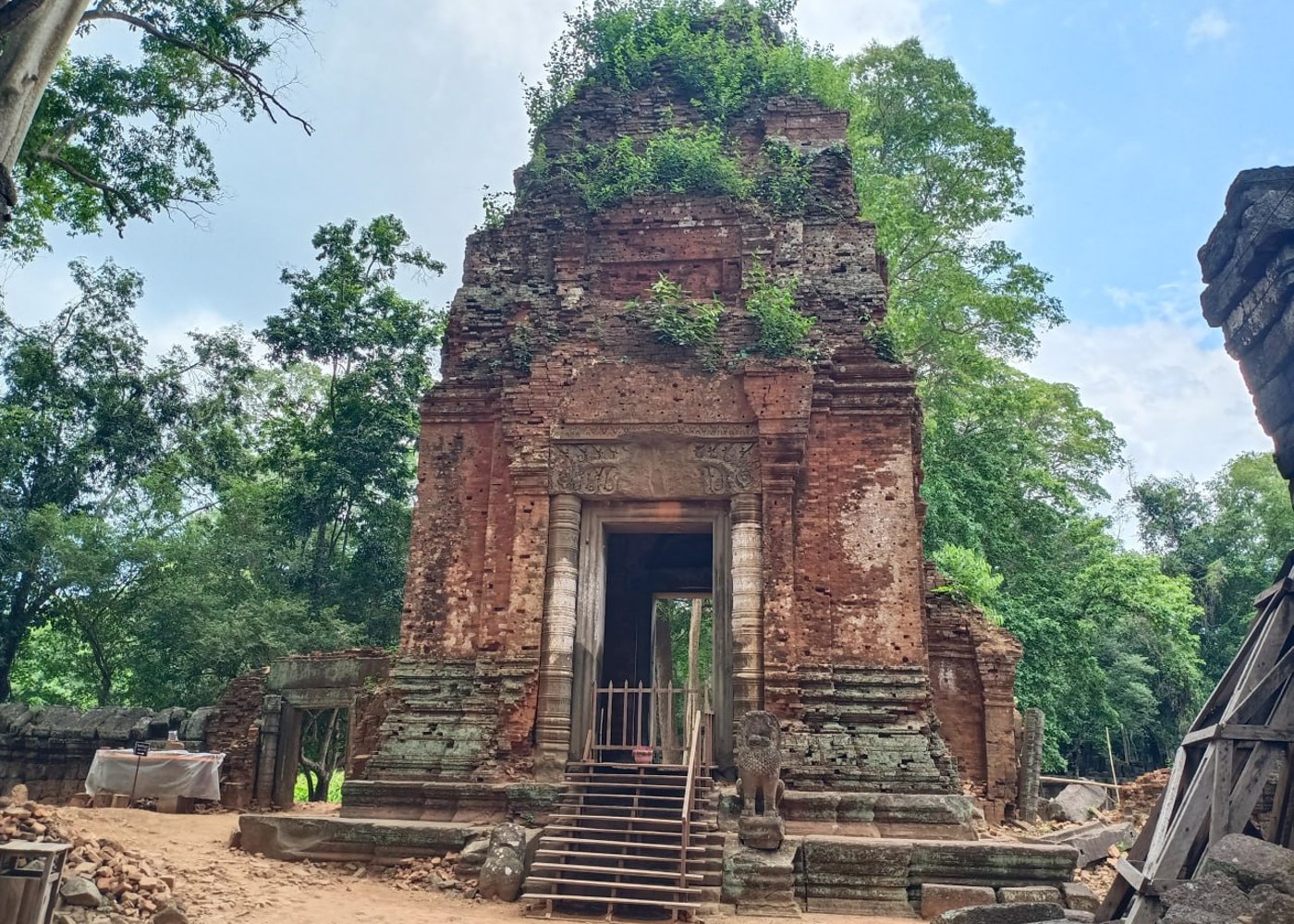 Private One Day Trip-Pyramid Temple Koh Ker and Beng Mealea - 10
