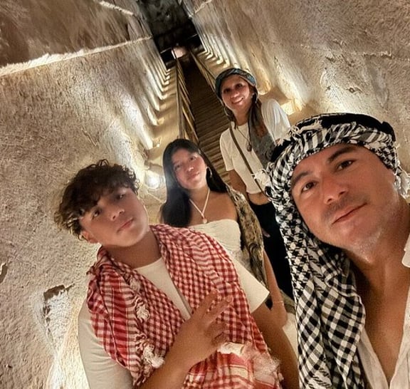 VIP Private Giza Pyramids Grand Egyptian Museum Tour with Lunch