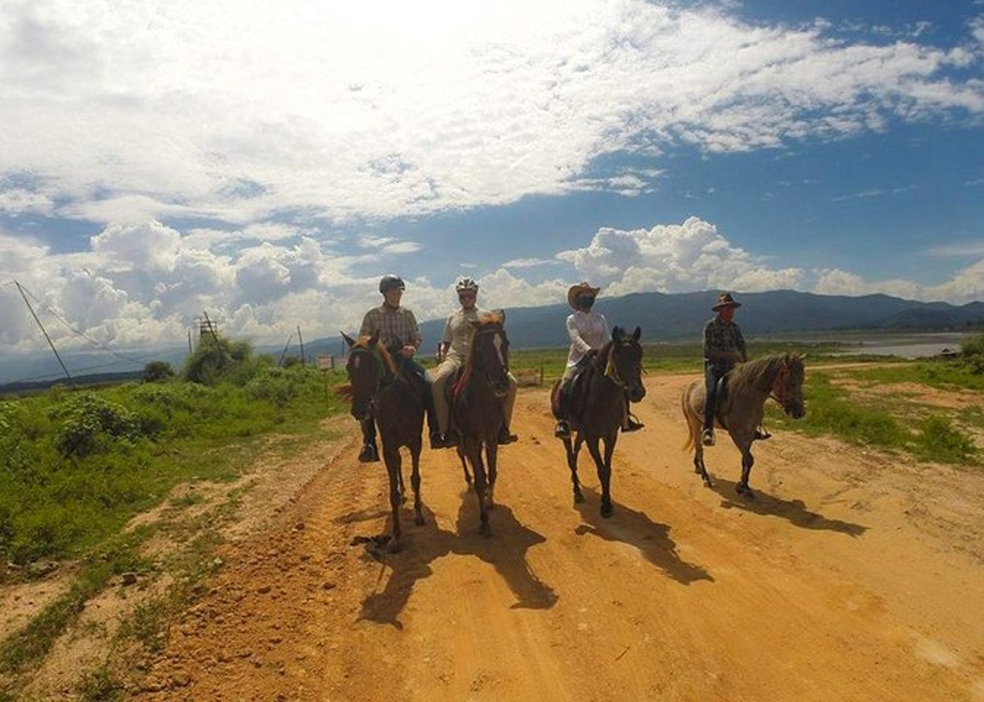 Pferdestunde+Reiten+Wat Tonkwen Holztempel.Chiangmai - 3