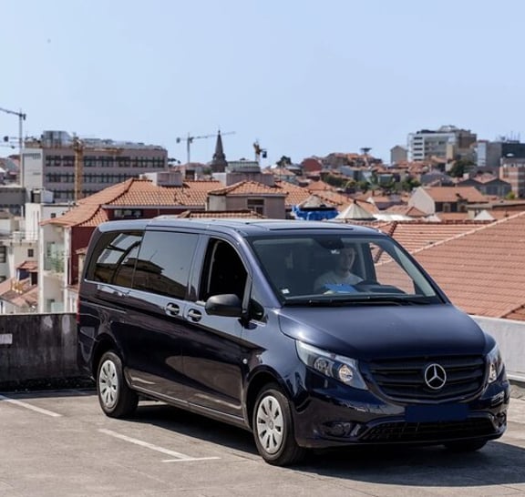 Prywatny transfer z Porto do Lizbony z trzema przystankami.