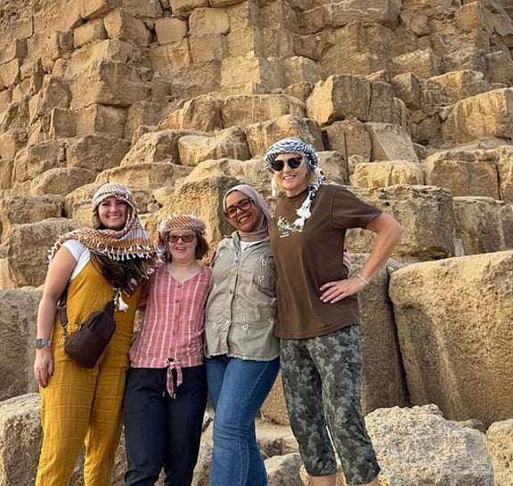 VIP Private Giza Pyramids Sphinx Saqqara and Memphis Tour