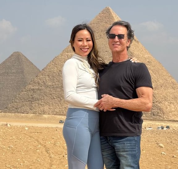 VIP Private Giza Pyramids Sphinx Camel Ride Inside Pyramid, Lunch