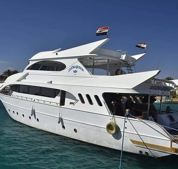 Full Day Snorkeling Trip to the Red Sea in Safaga from Luxor