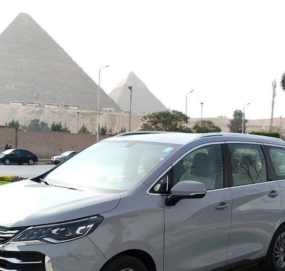 VIP Private Giza Pyramids Grand Egyptian Museum Tour with Lunch