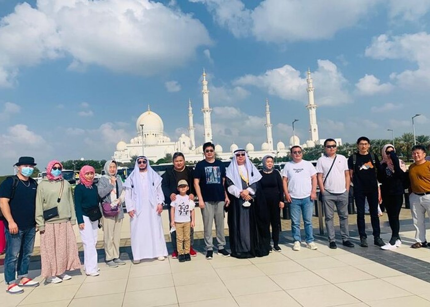 Layover in Abu Dhabi Sightseeing Tour Seamless Airport Transfers - 14