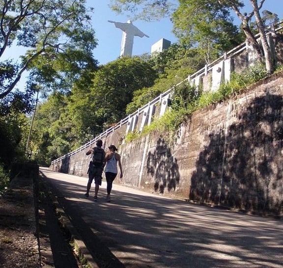 Christ the Redeemer Trail x Lage Park