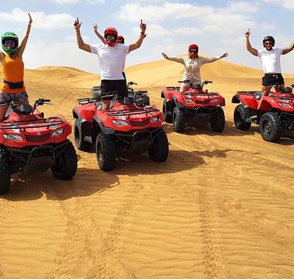 Dubai: Jeep-Wüstensafari, Kamelritt und Quad-Bike-Tour