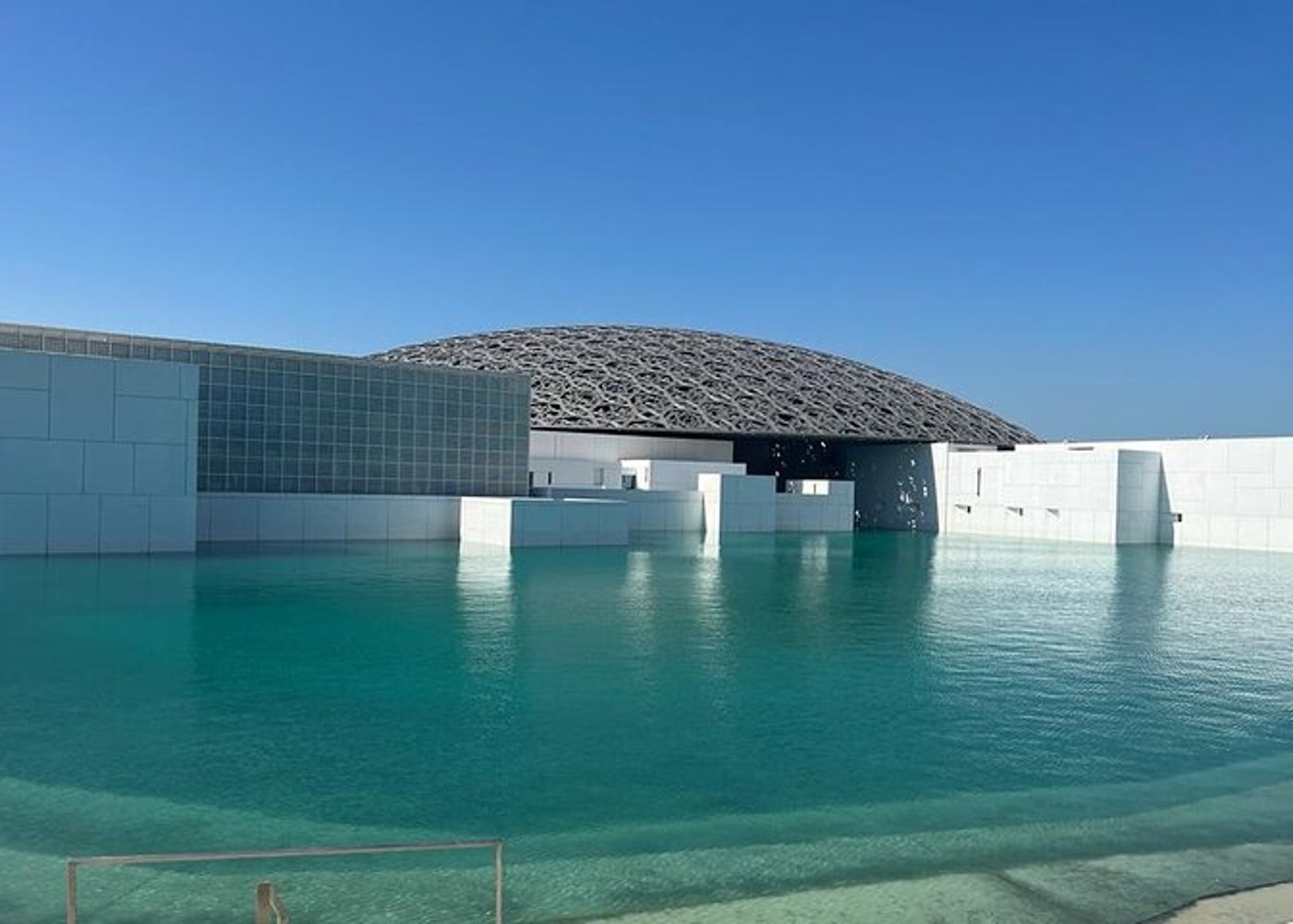 Layover in Abu Dhabi Sightseeing Tour Seamless Airport Transfers - 12