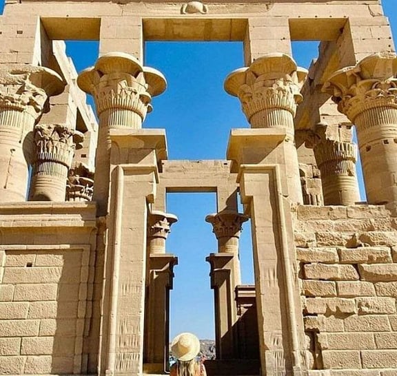 Private Day Tour to Aswan Highlights and Nubian Village from Luxor by Train