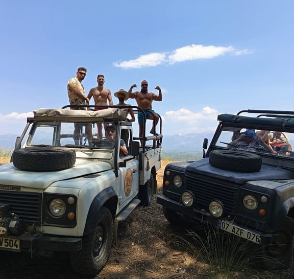Antalya: Gün Batımında Toros Dağları'nda Jeep Safari, Tekne Turu ve Doğa Keşfi