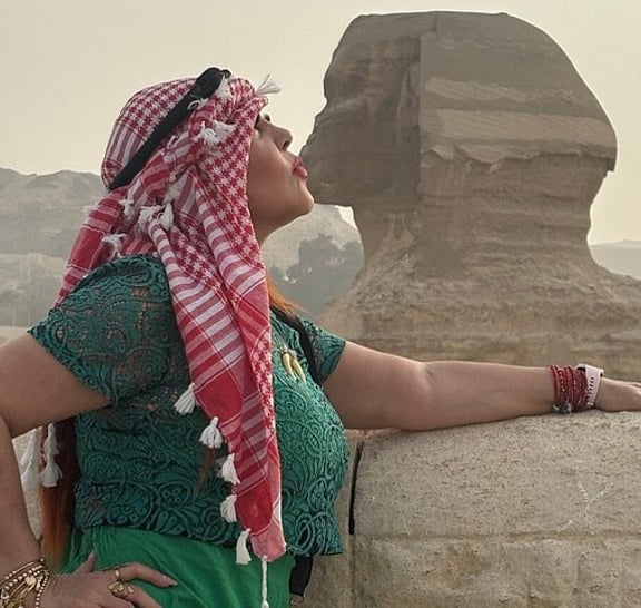 VIP Private Giza Pyramids Sphinx Saqqara and Memphis Tour