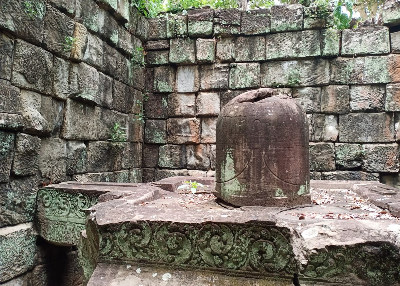 Private One Day Trip-Pyramid Temple Koh Ker and Beng Mealea - 13