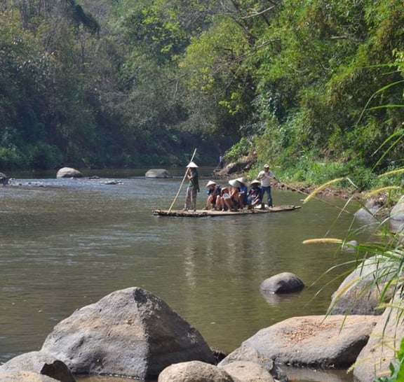 Safari trip
Elephant sanctuary
Sticky waterfall
Bamboo rafting