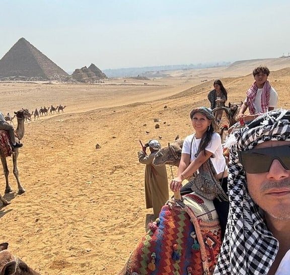 VIP Private Giza Pyramids Grand Egyptian Museum Tour with Lunch
