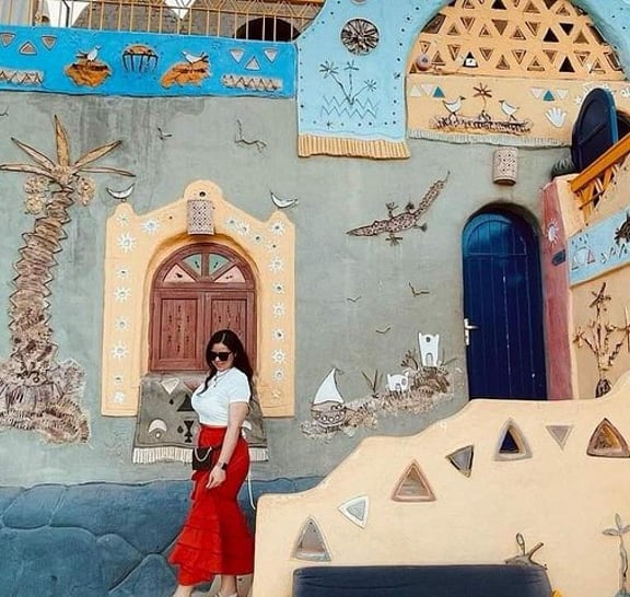 Private Tour to Abu Simbel Temples and Nubian Village From Aswan