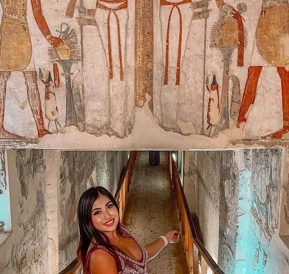 4 Nights Cruise Luxor To Aswan and Abu Simbel with train rounded trip from Cairo