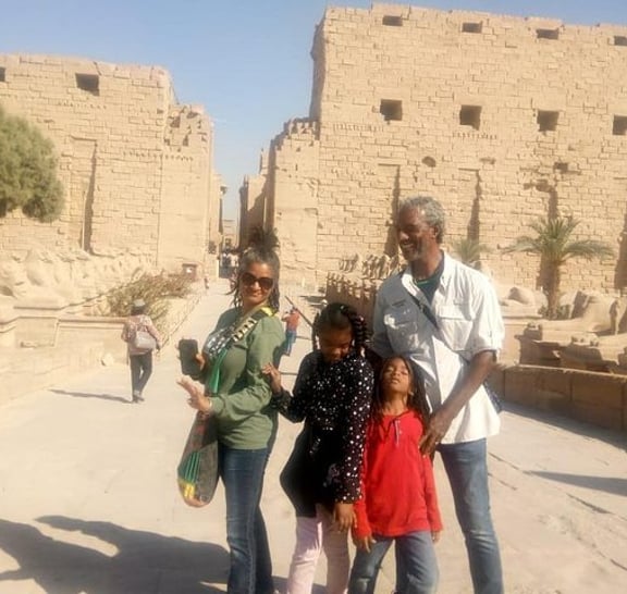 Amazing Luxor East and West Bank Guided Tour with Lunch From Luxor Airport/Hotel