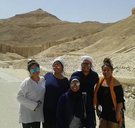 Amazing Luxor East and West Bank Guided Tour with Lunch From Luxor Airport/Hotel