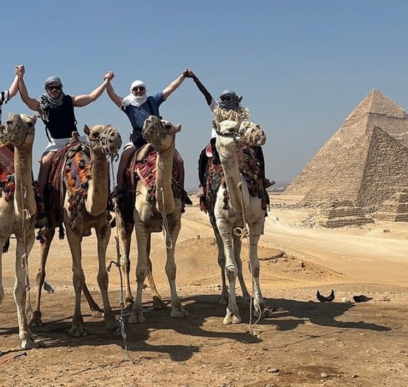 VIP Private Giza Pyramids Grand Egyptian Museum Tour with Lunch