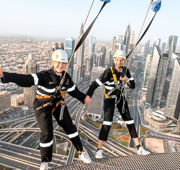 Пешеходная экскурсия по Дубаю Sky Views Edge Walk с частным трансфером