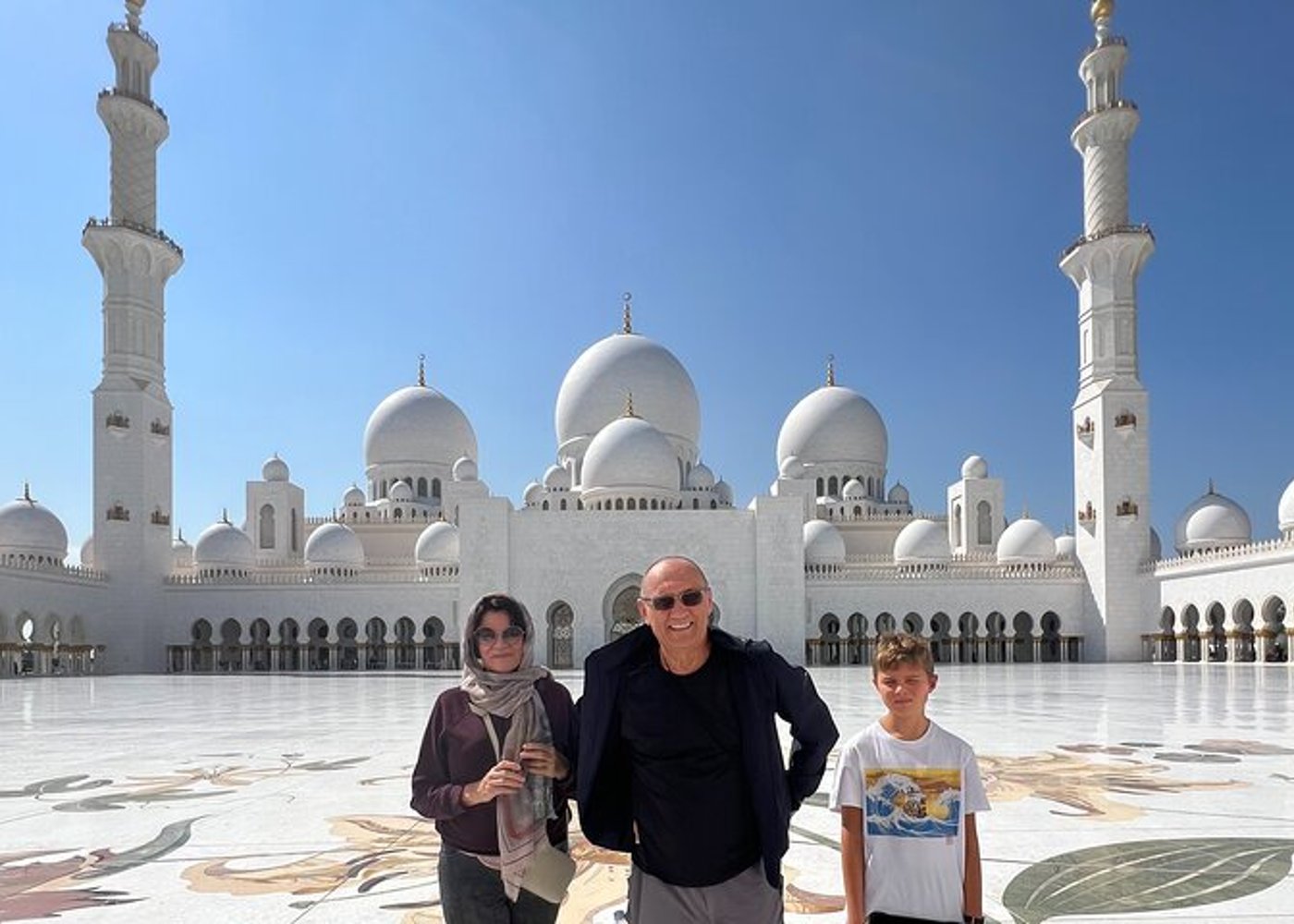 Layover in Abu Dhabi Sightseeing Tour Seamless Airport Transfers - 4