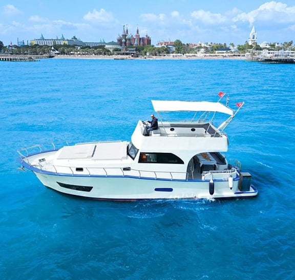 Antalya Private Yacht Tour with Lunch and Transfers