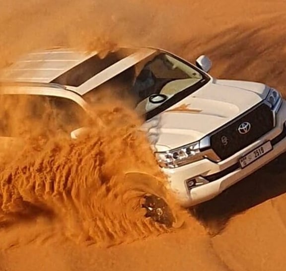 Dubai: Wüstensafari, Kamelritt, Show & optionales Abendessen