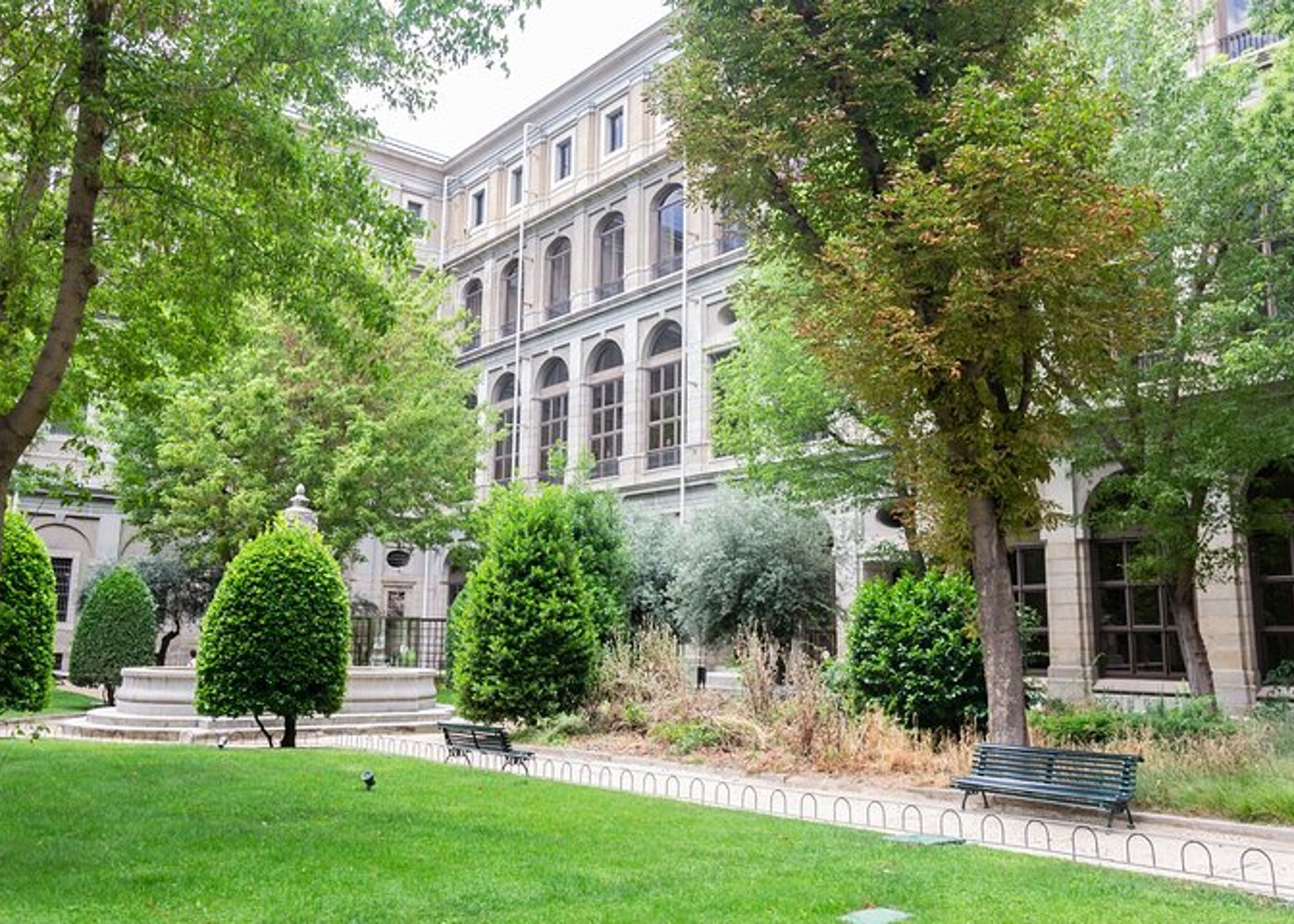 Überspringen Sie die Warteschlange Reina Sofia Museum Madrid Private Tour - 12