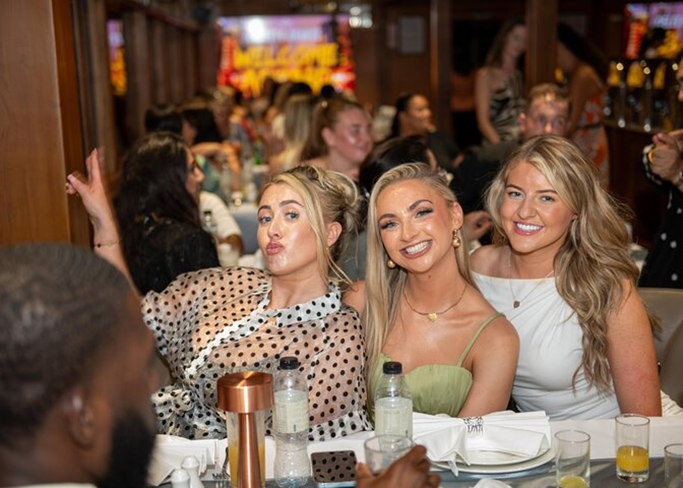 Dubai Marina, luksusowy rejs jachtem, kolacja, program rozrywkowy i otwarty bar - 3
