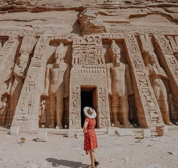 Private Tour to Abu Simbel Temples and Nubian Village From Aswan
