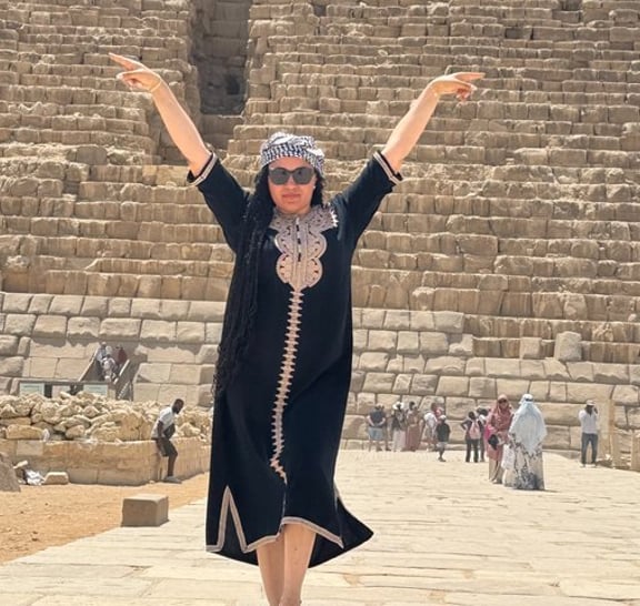 VIP Private Giza Pyramids Sphinx Camel Ride Inside Pyramid, Lunch