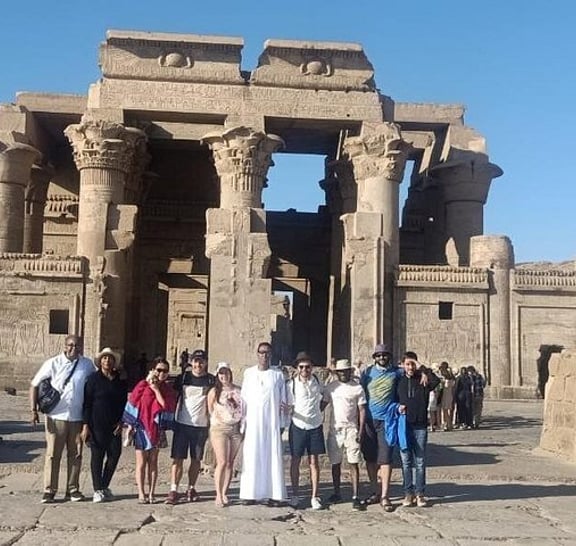 4 Nights Cruise Luxor To Aswan and Abu Simbel with train rounded trip from Cairo