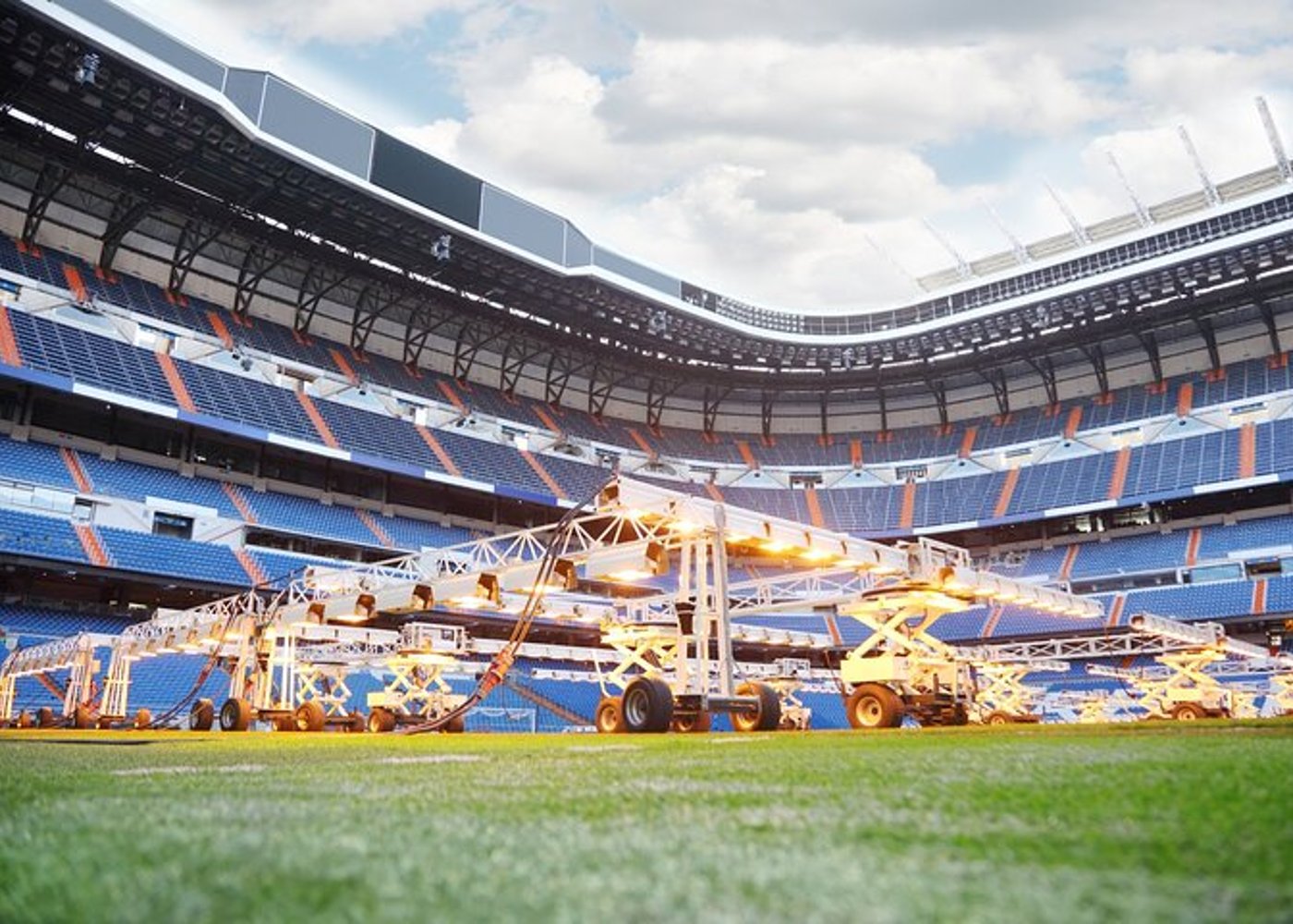 Santiago Bernabéu Stadion Real Madrid Private Tour & Tickets - 5