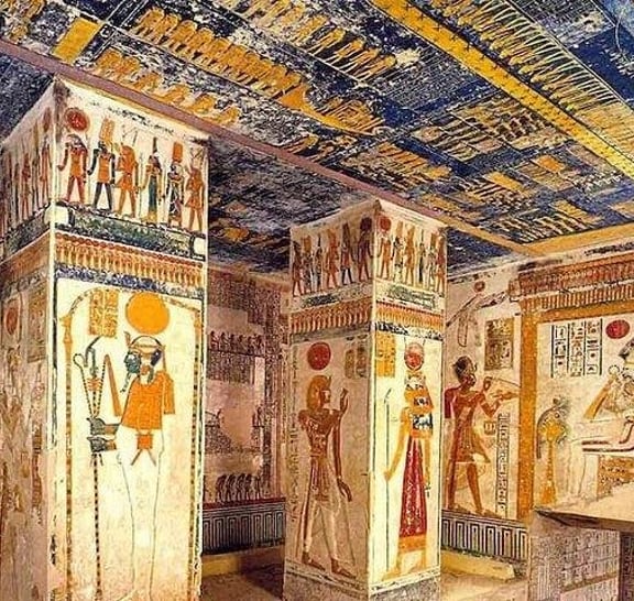 Amazing Luxor East and West Bank Guided Tour with Lunch From Luxor Airport/Hotel