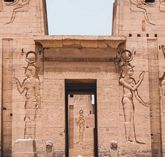 4 Nights Cruise Luxor To Aswan and Abu Simbel with train rounded trip from Cairo