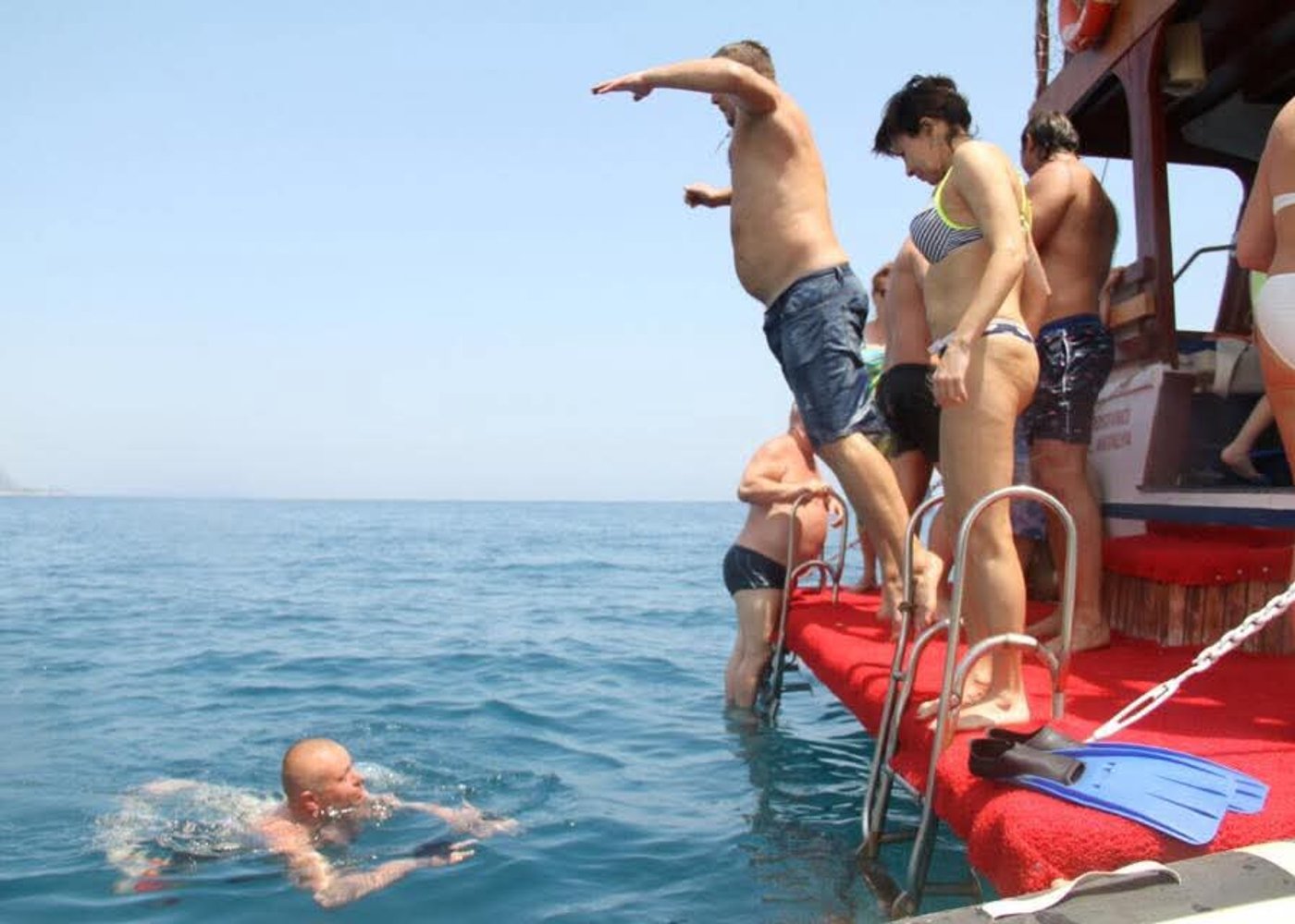Antalya/Kemer: Relaxing Boat Trip with Swimming Stops - 5