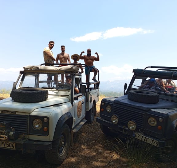 Antalya: Gün Batımında Toros Dağları'nda Jeep Safari, Tekne Turu ve Doğa Keşfi